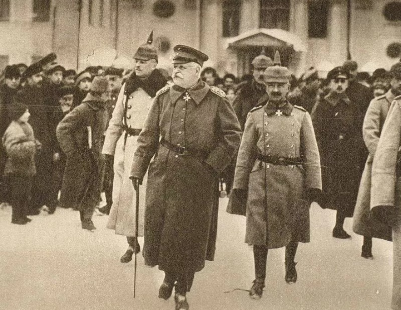 Немцы в Брест-Литовске.