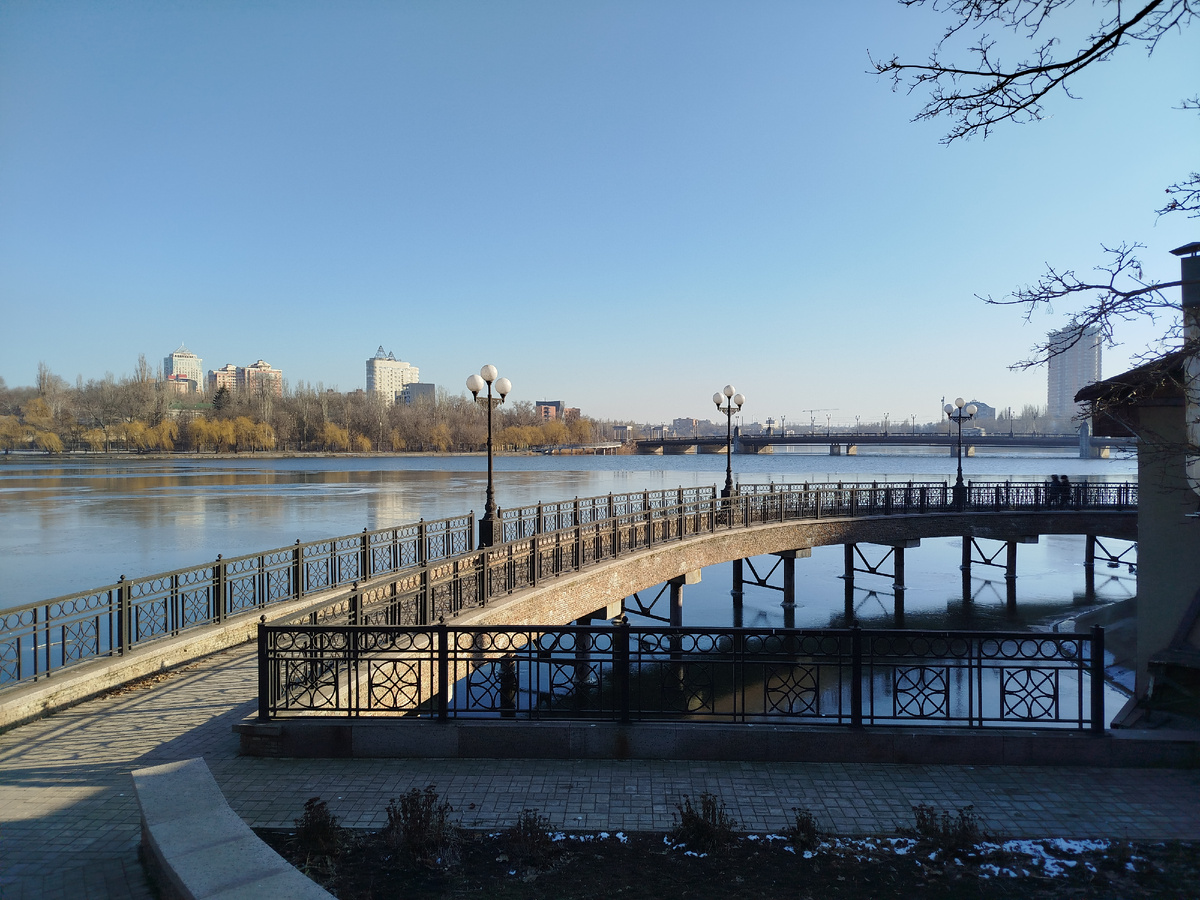 Нижнекальмиусское водохранилище.