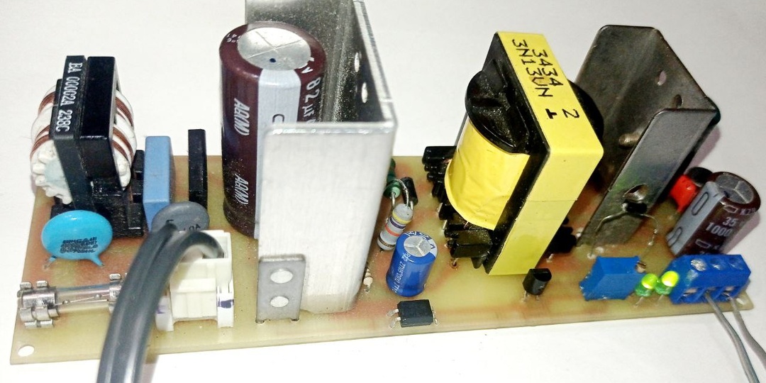 Запустил очередной импульсный БП (24в)