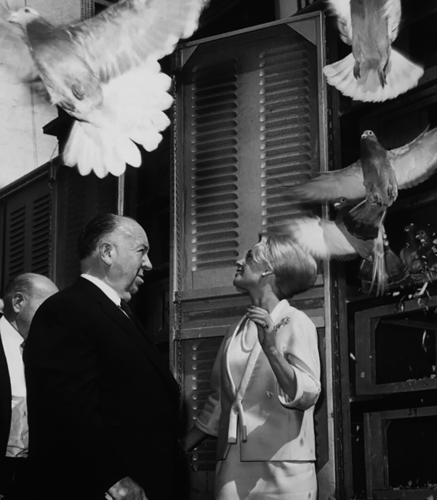 Хичкок и Типпи Хедрен на съмках "Птиц"