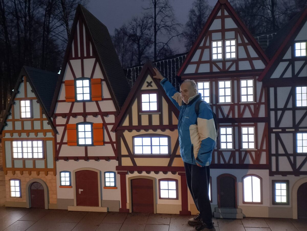 Вот насколько вырастаешь в собственных глазах, если начинаешь писать книгу!