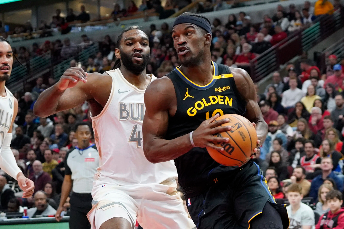 источник: https://www.sportskeeda.com/basketball/news-watch-jimmy-butler-makes-statement-warriors-debut-incredible-and-1-versus-bulls