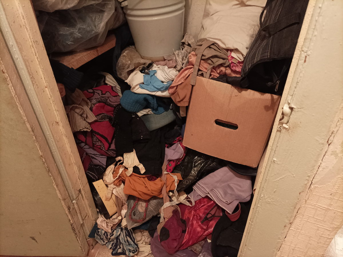 Фото автора. В квартире много лет никто не живет