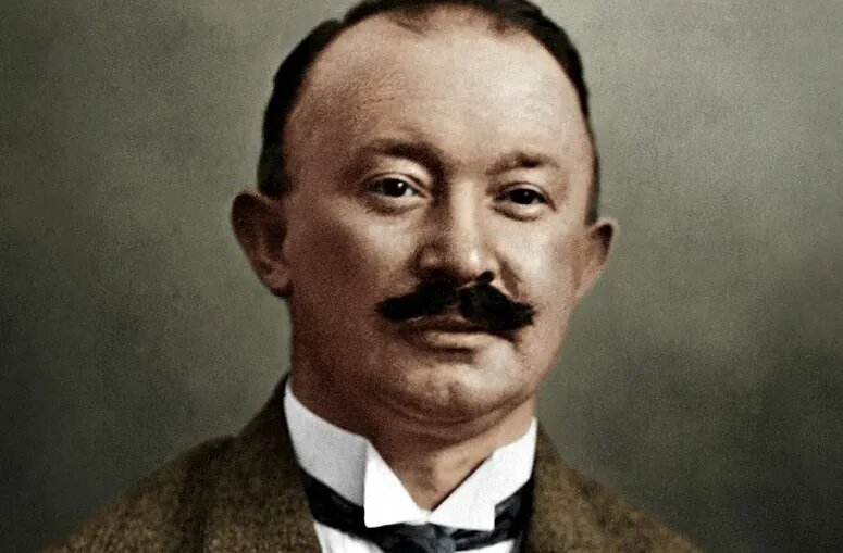 Хьюго Фердинанд Босс в 1933 году. Источник: megavtogal.com.