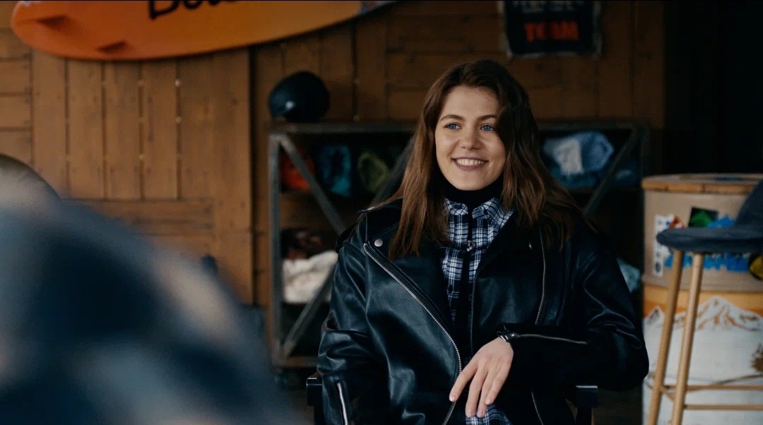 Настроена на поиск своих.