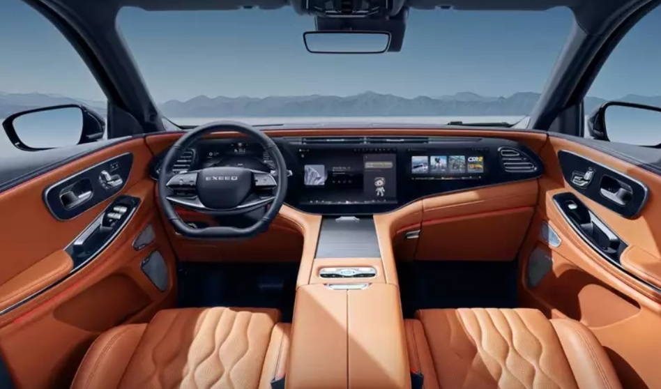 Интерьер нового Exceed VX