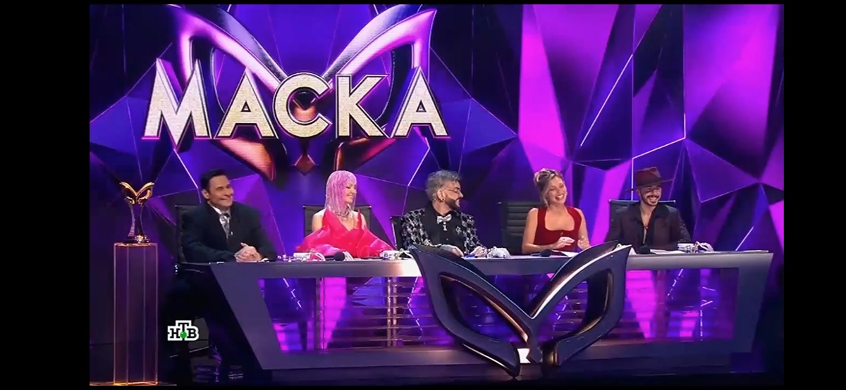 Скрин из телепередачи Шоу "Маска 6"