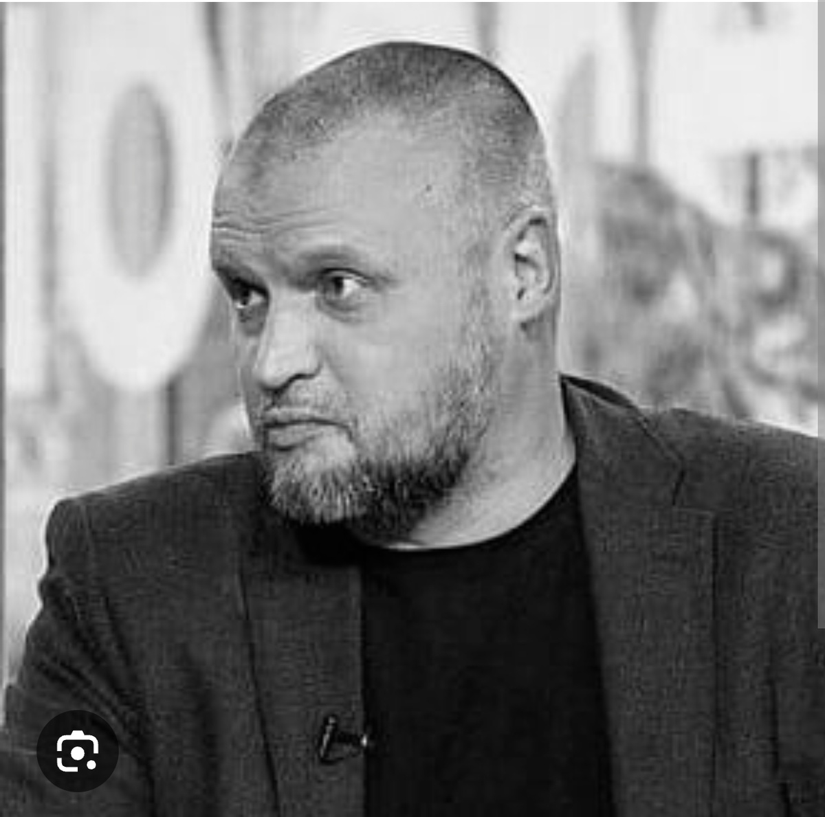 Лицо интеллектуала