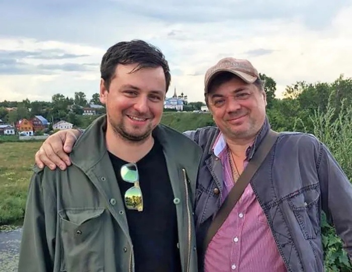 Андрей Леонов со старшим сыном, Евгением./Фото: newradio.ru