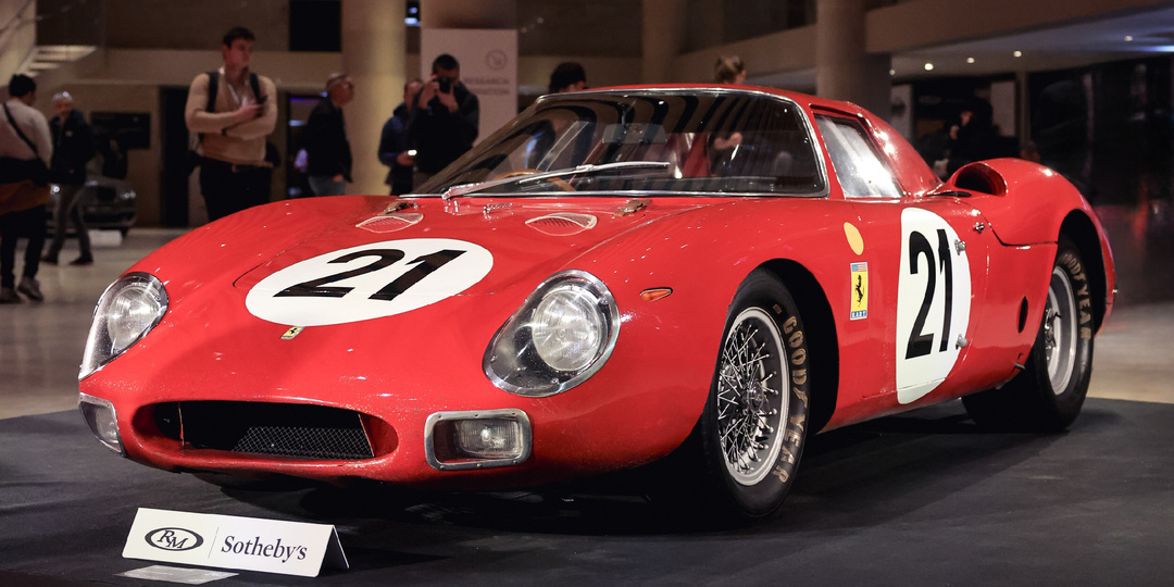 Гоночный болид Ferrari 250 LM поставил новый рекорд