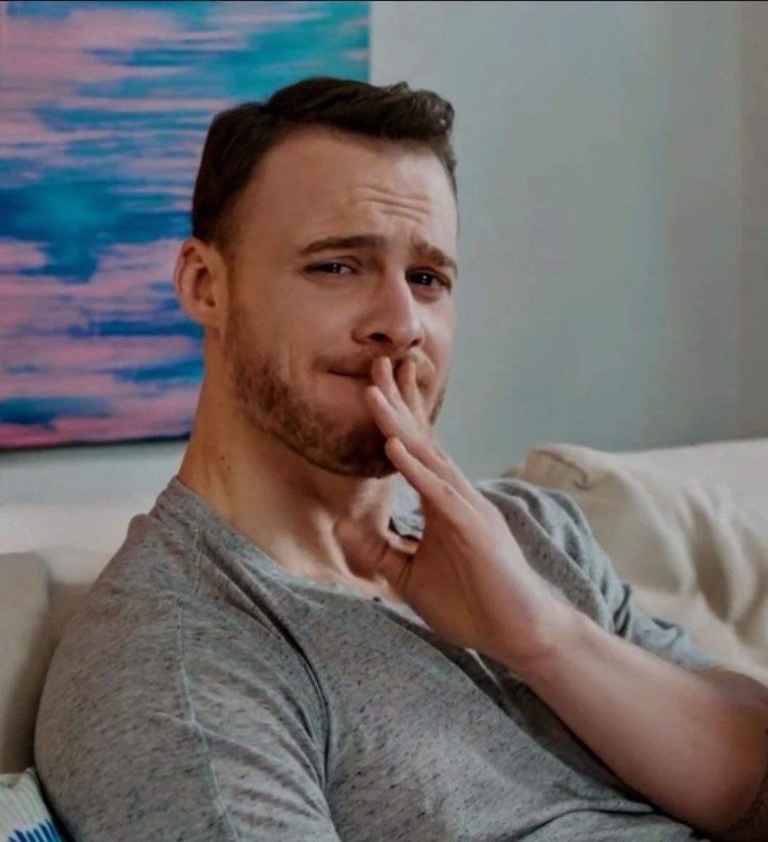 Кадр из сериала "Именно так" 