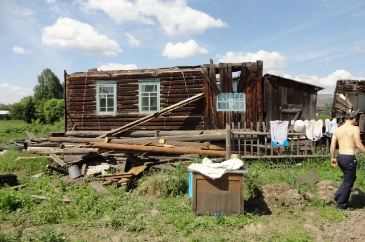    В 2024 г. в Кузбассе ликвидировали 16 сельских населённых пунктов. В 2025 г. – ещё четыре. Сколько остаётся вымирающих населённых пунктов с числом жителей от 0 до 10 жителей?