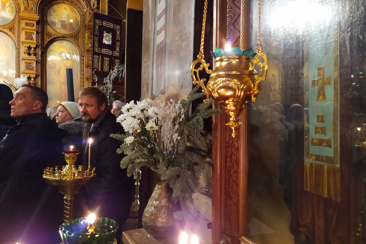 Верующие чтят память преподобных..  Фото: Татьяна Буторина
