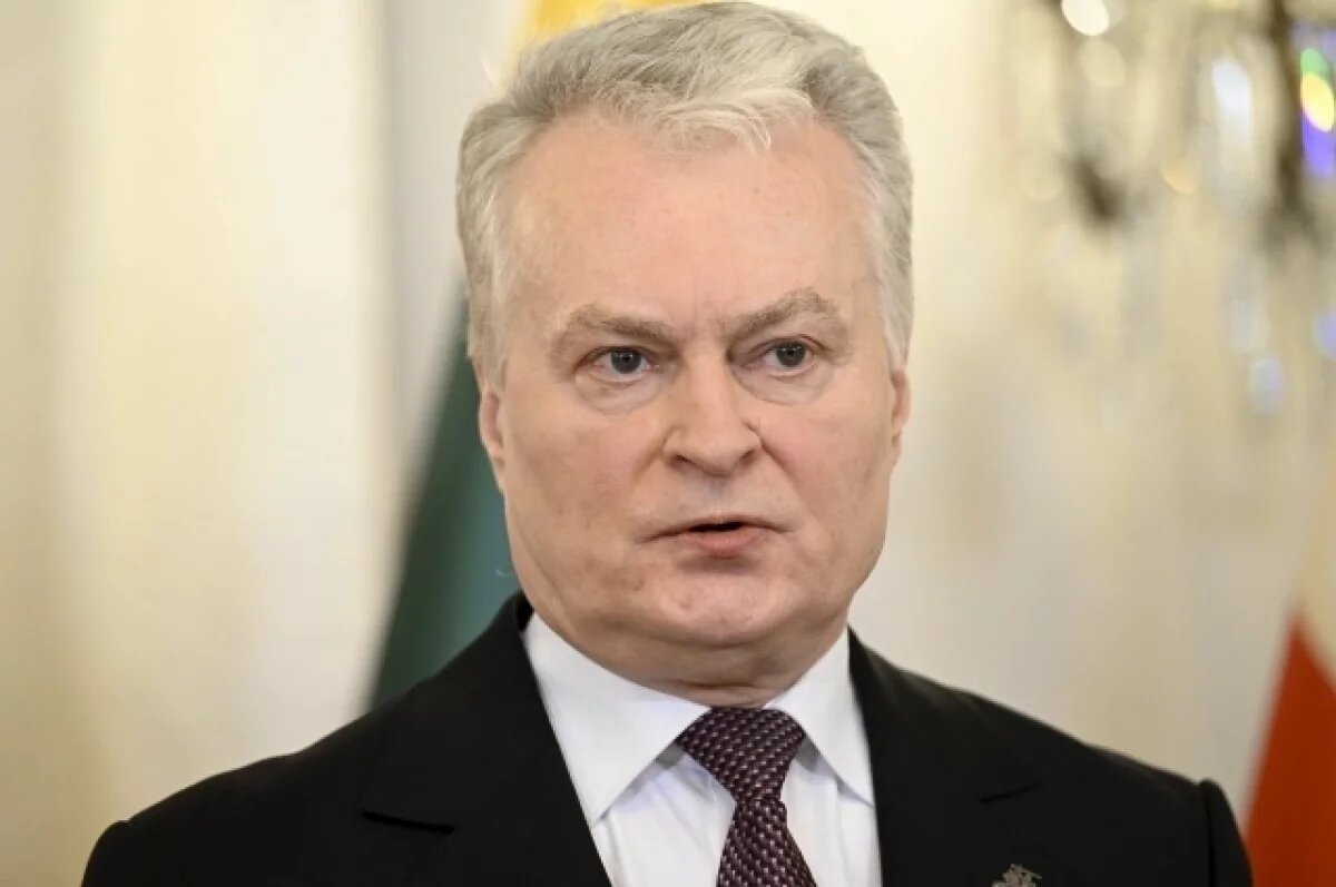    Науседа попрощался с Лениным при подключении к европейской электросети