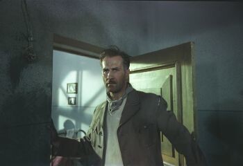    После окончания школы Зельдин трудился на заводе. В начале 1930-х его приняли в актёрскую мастерскую при МГСПС (теперь это Театр имени Моссовета). Позже он был принят в труппу, но вскоре перешёл в Московский театр транспорта (сейчас Театр имени Гоголя) / Legion-Media / Кадр Из Фильма Режиссера Юлии Солнцевой "Повесть пламенных лет" (1960)/ Mosfilm