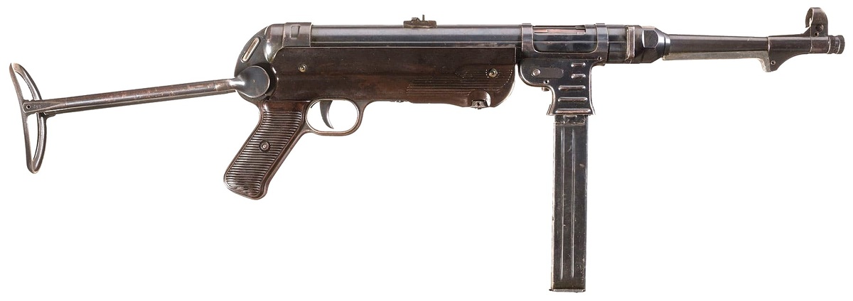 Пистолет-пуелмет МП-40.