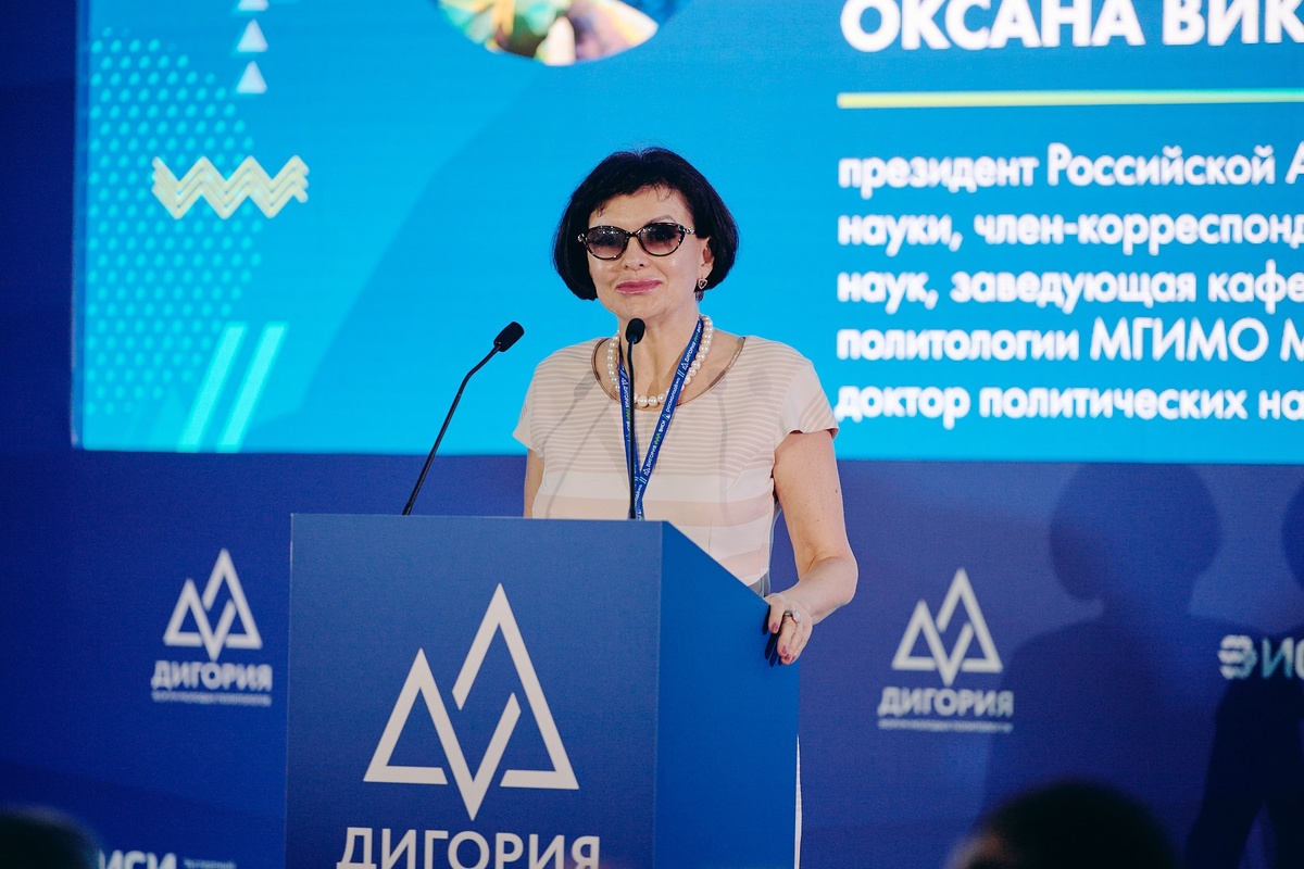    Из МГИМО в Вышку: мой путь к политологии