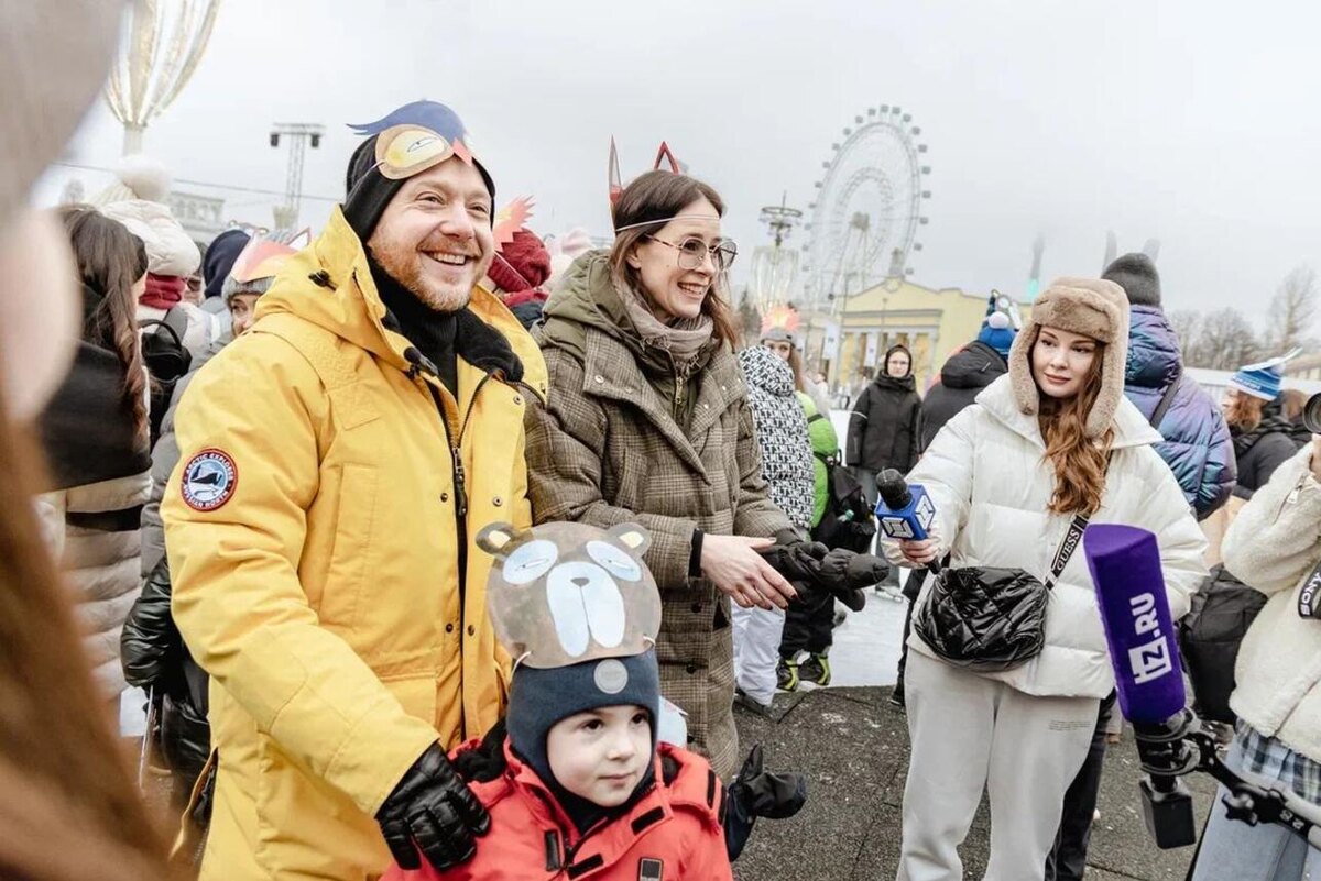    Евгений Стычкин и Ольга Сутулова с сыном Предоставлено организаторами мероприятия