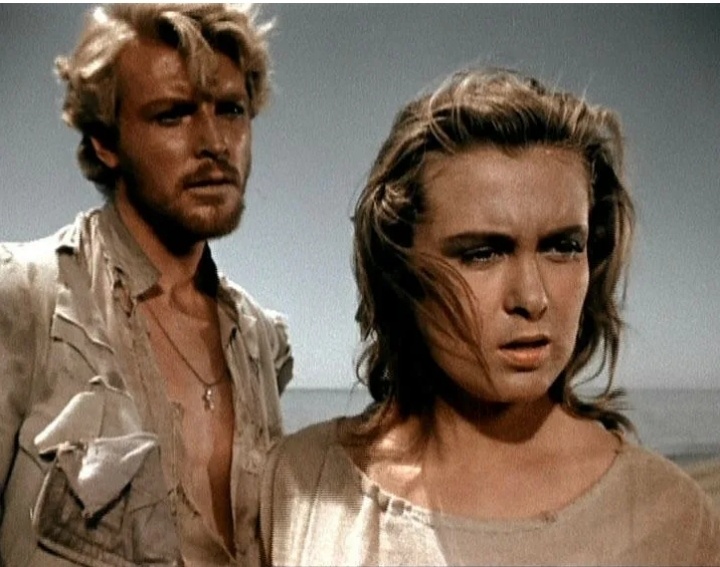 Кадр из фильма "Сорок первый"/ сайт Kino-teatr.ru 