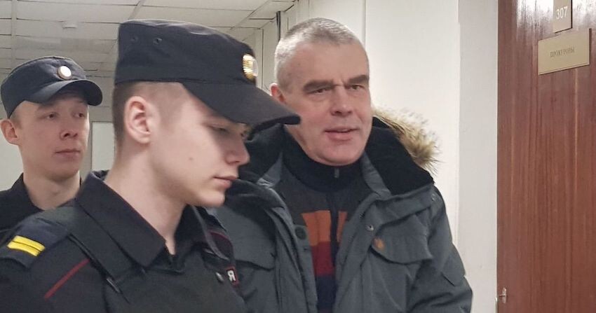 Владимир Любарский в суде.