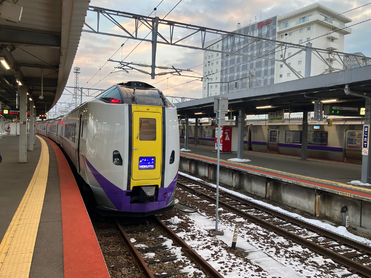 Вот на такой электричке ехали. Фото автора