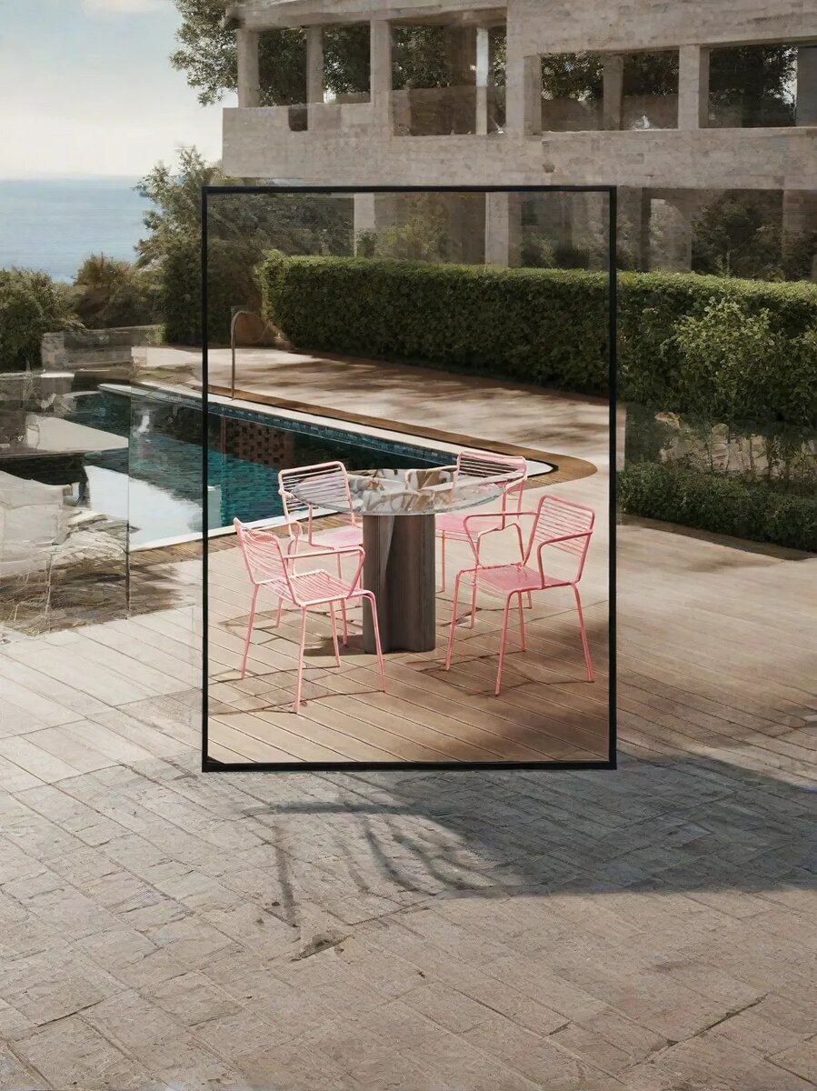 Дизайнерские стулья на металлокаркасе Cast LR с подлокотниками