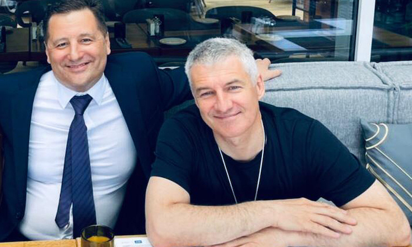 Глава Карелии А. Парфенчиков (справа) со своим советником А. Раумо-Очеретько.