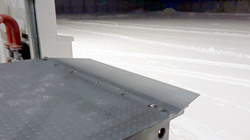 Аппарель перегрузочного подъемного стола