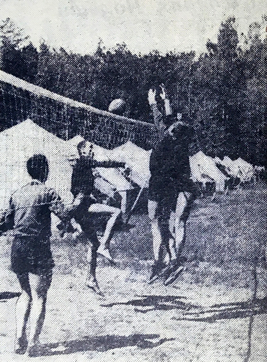 Волейбол. Спортивный лагерь. Спортшколы гороно №3. 1965