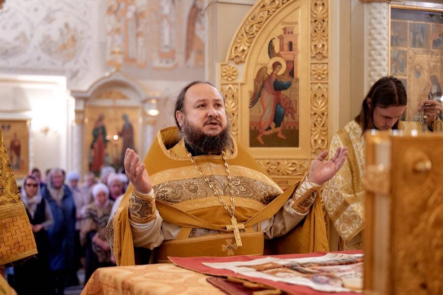 Наш дорогой настоятель о.Александр НАРУШЕВ. Фото Алексея Симонова