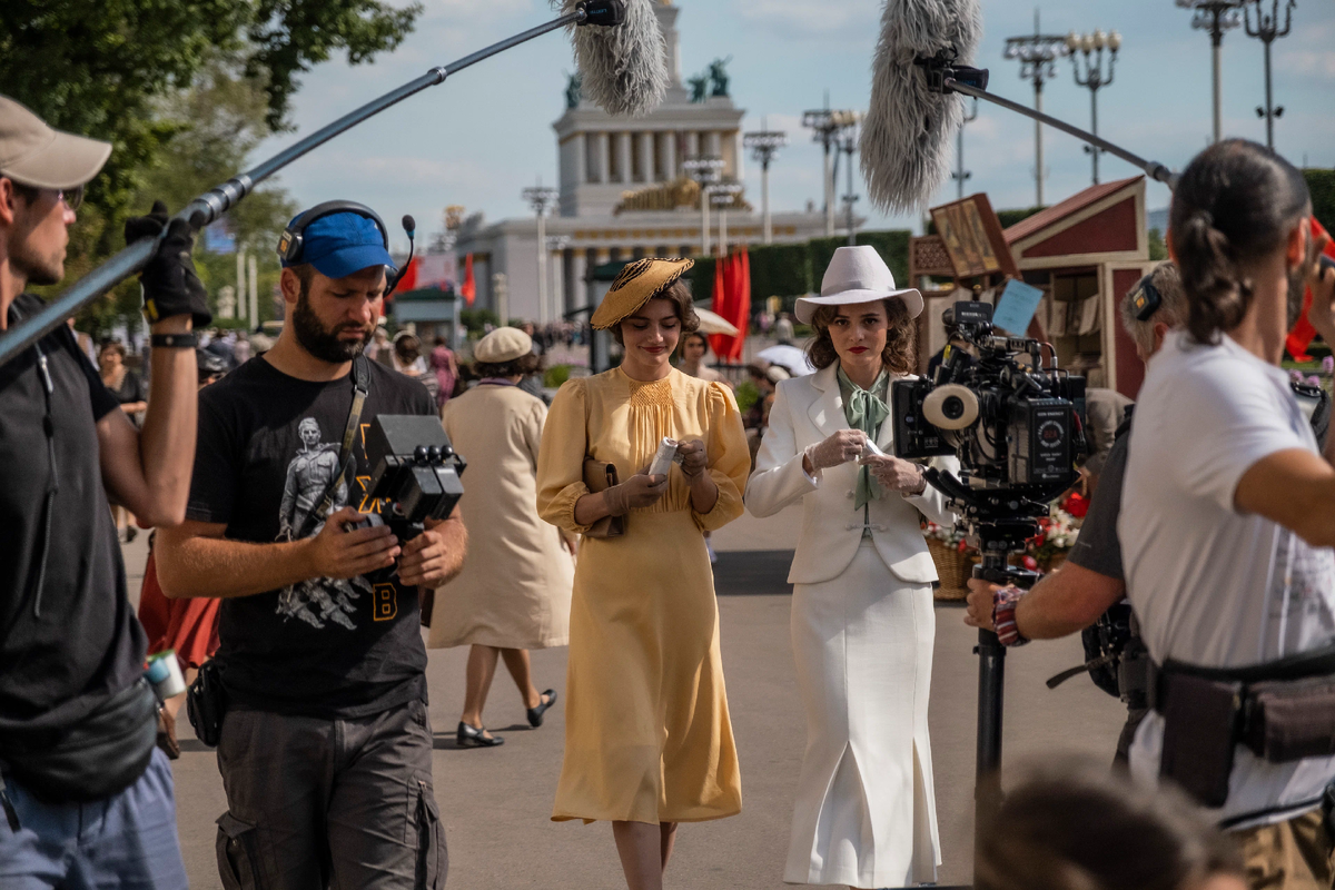 Кадр со съемок фильма "Любовь Советского Союза". Источник: Кинопоиск