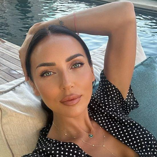     У Алсу нет времени на личную жизнь