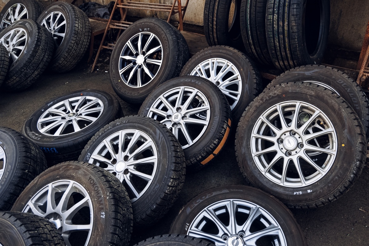 купить б/у шины из Японии в Волгограде