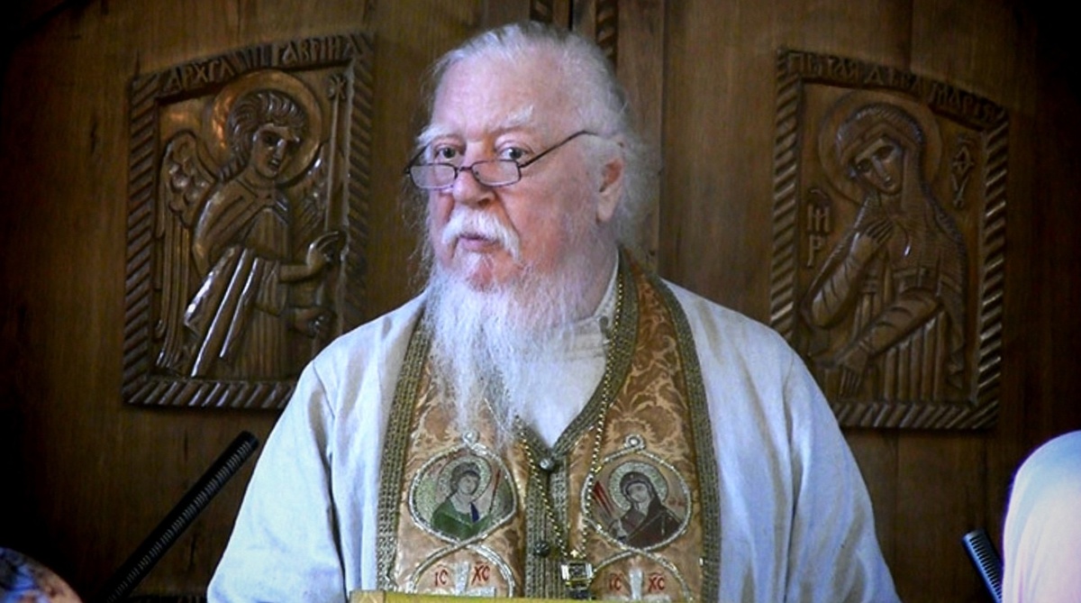 Димитрий Смирнов (07.03.1951 — 21.10.2020 гг.) — протоиерей, церковный и общественный деятель.