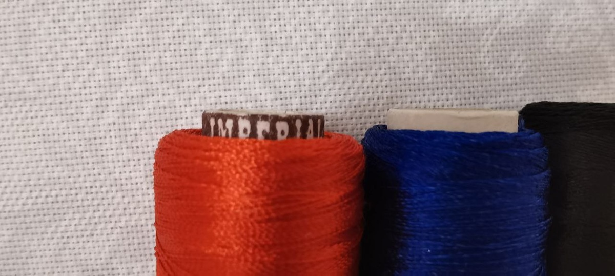 часть ниток из заказа