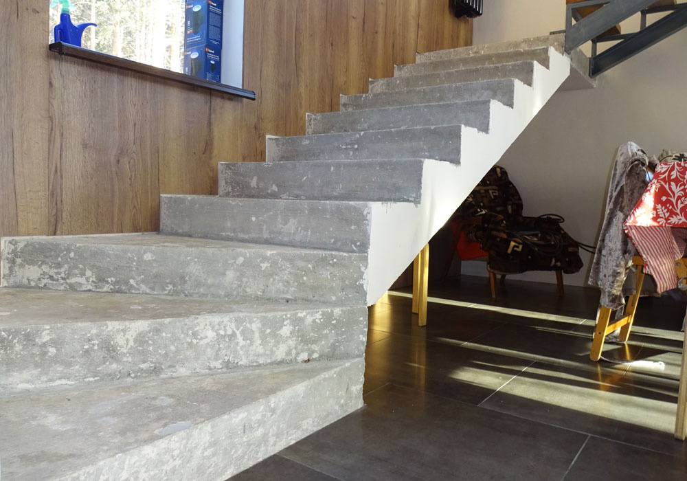 Первый марш. Бетонный