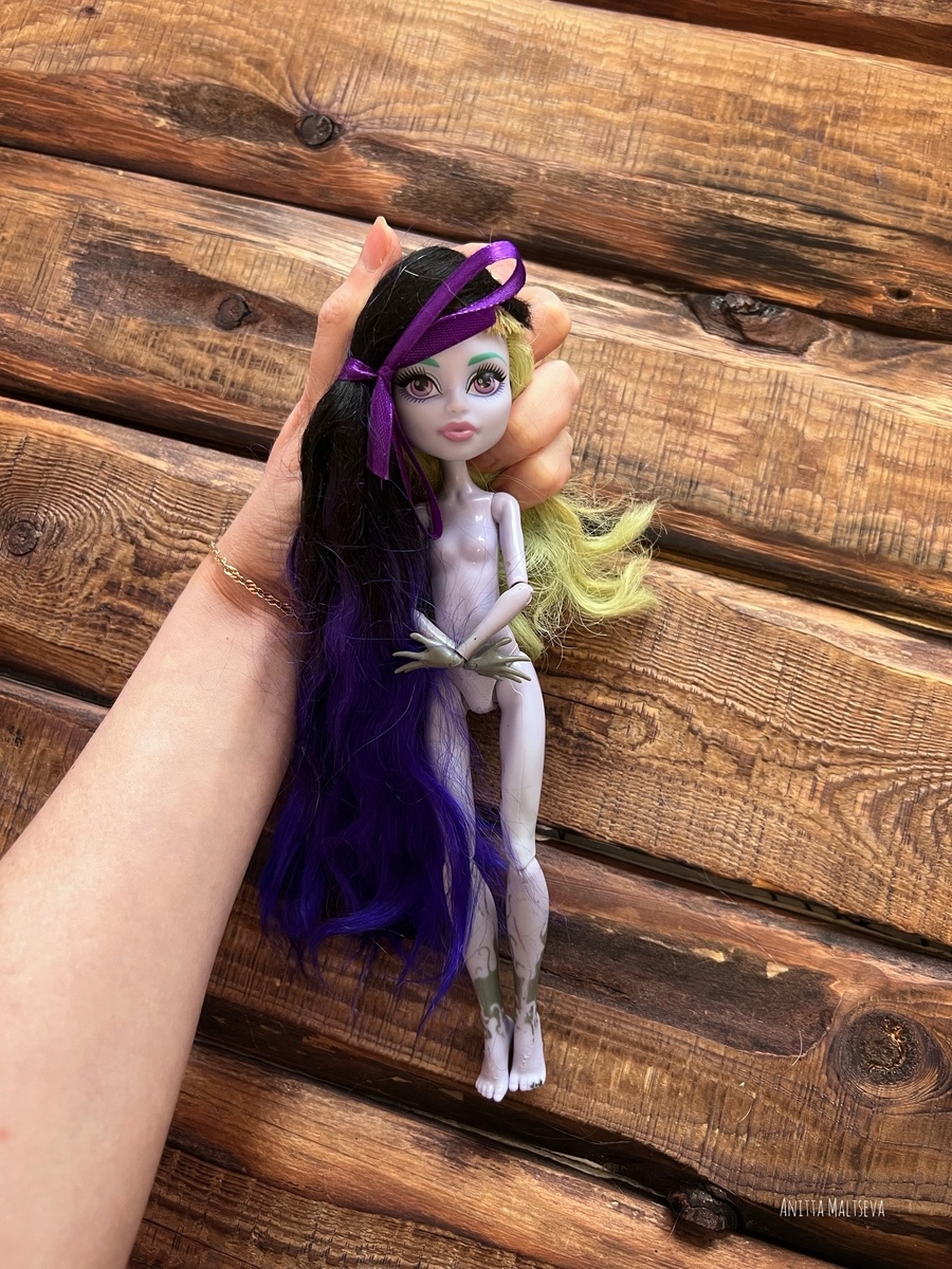 Мотылек или ведьмочка