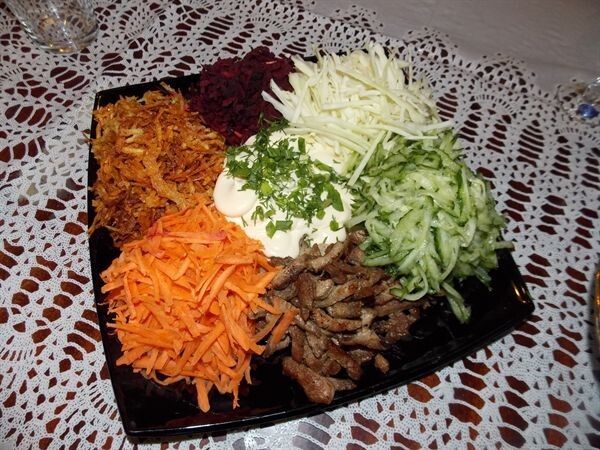 Обратите внимание: Картинка является иллюстрацией и не обязательно отражает точный результат приготовления по этому рецепту. Внешний вид блюда может варьироваться в зависимости от индивидуальных особенностей и используемых ингредиентов.