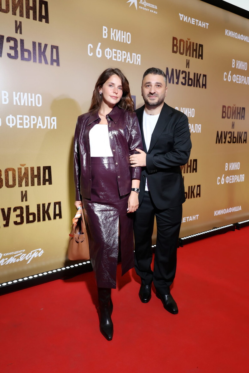    Сарик Андреасян и Лиза Моряк Freedom Strength Beauty