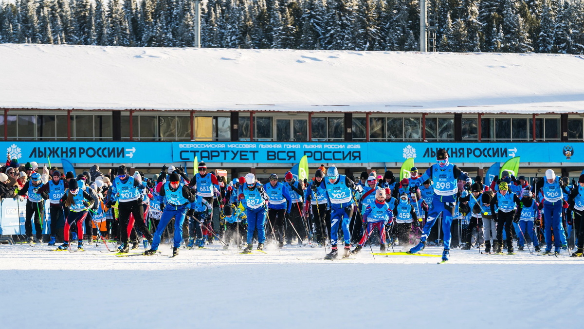    Более 16 тысяч югорчан в эти выходные вышли на «Лыжню России»
