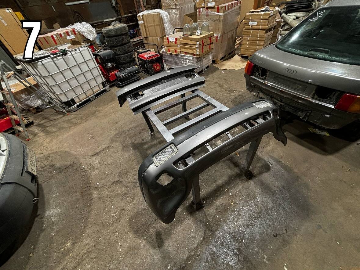 В сборке данного экземпляра поучавствовало около 5 машин.