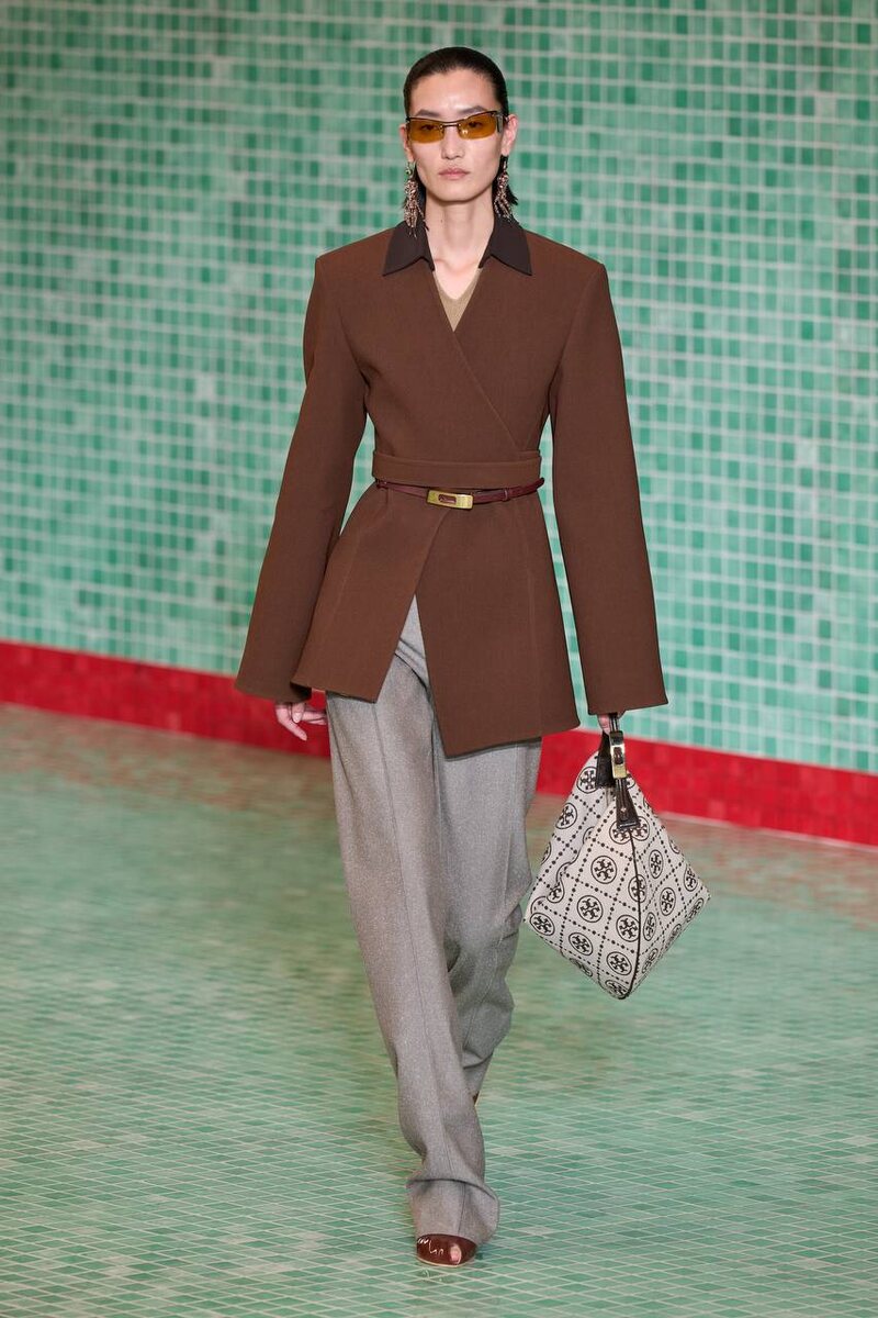 Tory Burch. Коллекция весна-лето 2025 ready-to-wear