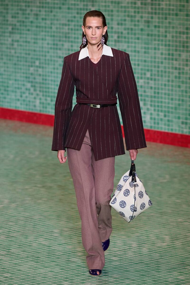 Tory Burch. Коллекция весна-лето 2025 ready-to-wear