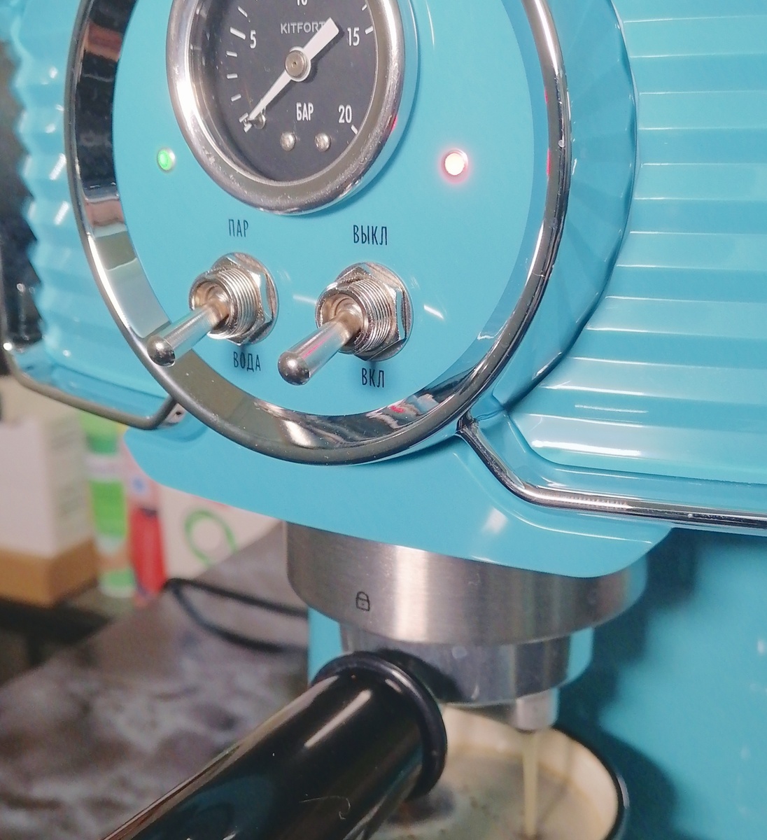 Нерабочий манометр кофеварки в работе//