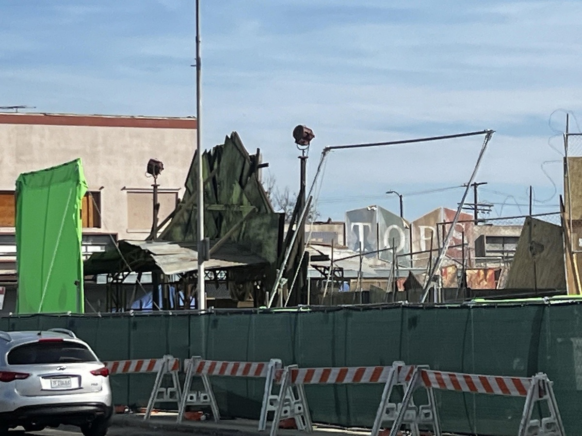    Новый Вегас. Появились фото со съёмочной площадки второго сезона Fallout