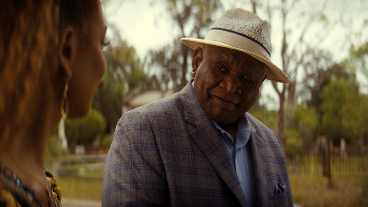 Кадр из сериала "С чистого листа" ()2025