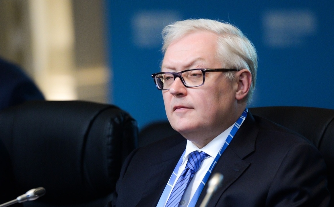    Рябков: отношения РФ и США балансируют на грани разрыва