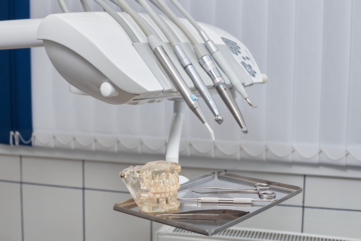 Мокрая имплантация в Первоуральске