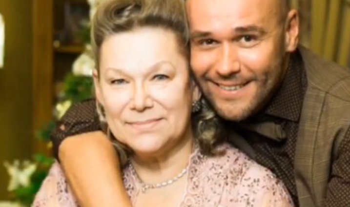 КП (Максим Аверин с мамой)