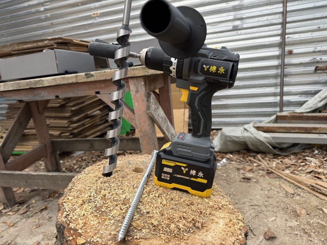 Шуруповерт SunYoung бесщеточный 160n.m